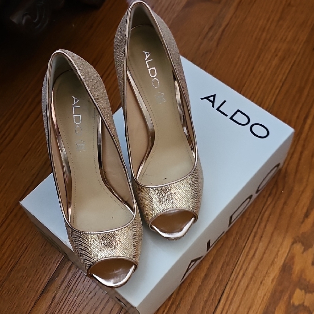 ALDO Gold Peep-Toe Women's Shoes